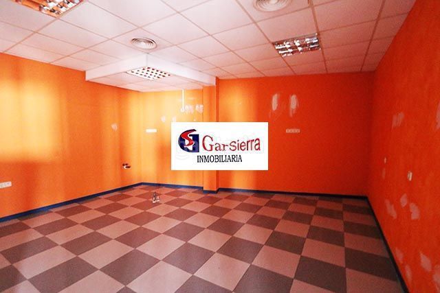 Foto b692b4d7-b9ea-499a-9223-5d9158928164. Local comercial gran local en Orusco de Tajuña