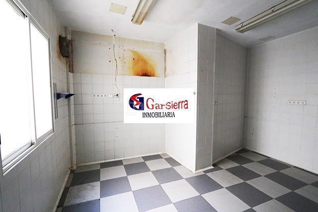 Foto ceef2c81-085e-476f-8952-9f43f24aa7a5. Local comercial gran local en Orusco de Tajuña