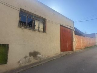 Industrial building in Puebla de Montalbán (La). Gran nave