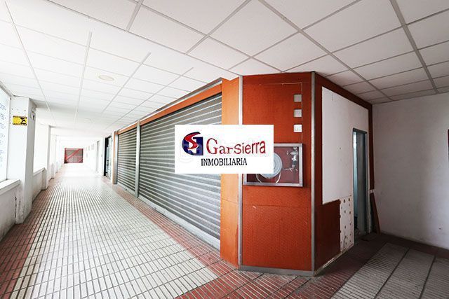 Foto 08f6ffe8-2fd8-498b-8de4-f013ef1658f7. Local comercial a Sector 3 Getafe