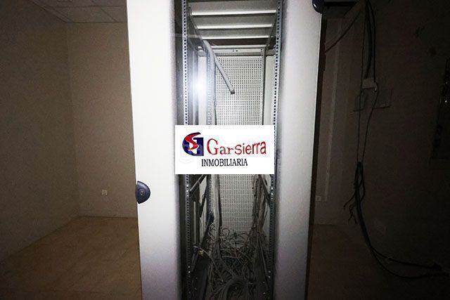 Foto f7b542d0-e982-4e15-a963-da27e232edcd. Local comercial gran local en Los Valles-Sanz Vazquez-El Fuerte Guadalajara