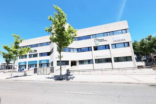 Büro in Europolis. Estupenda oficina de una planta