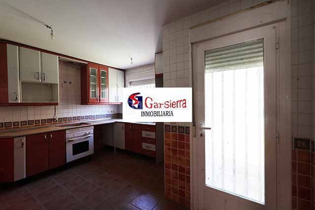 Foto 6c59c8a6-5aba-467b-82d3-4c6d304b8579. Haus mit heizung in Albarreal de Tajo