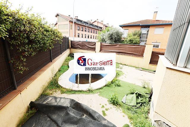 Foto 63a1ec58-e9d4-40e0-b55d-d0be05dad96d. Casa amb calefacció piscina a Corralejos-Campo de las Naciones Madrid