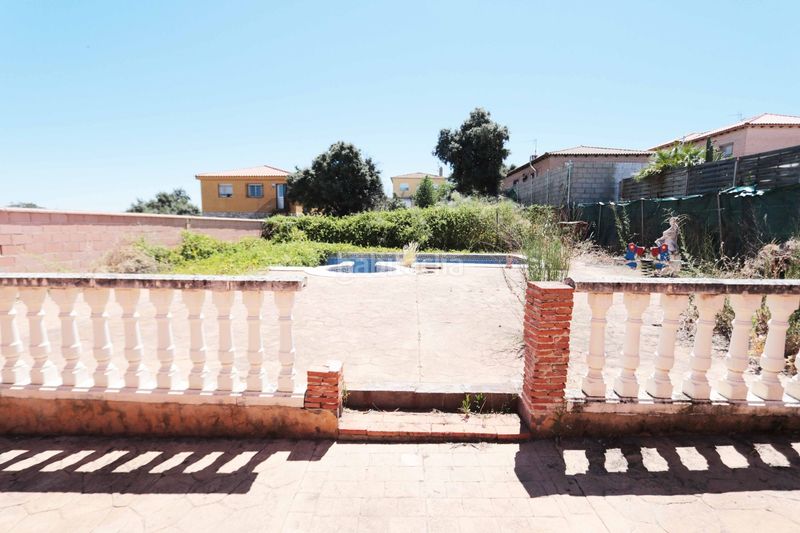Foto 1e75861d-49e6-4882-b216-f0a71a371016. Casa amb calefacció piscina a Escalona