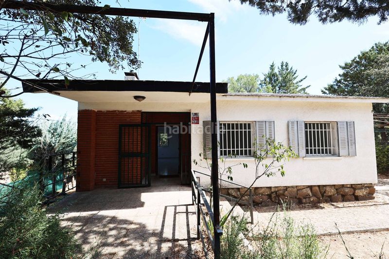 Foto b8001da0-a643-4571-8a8c-b32f8c51cdec. Casa amb calefacció a Colmenarejo