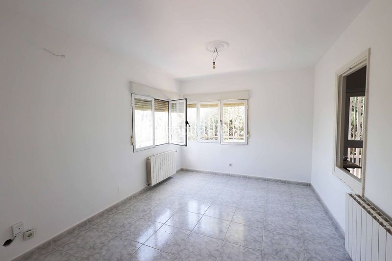Foto e2b68566-d2e7-446e-93d6-95bce4330b1e. Casa amb calefacció a Colmenarejo