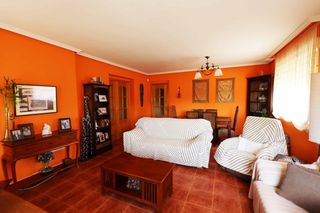 Maison à Colmenarejo. Gran chalet independiente
