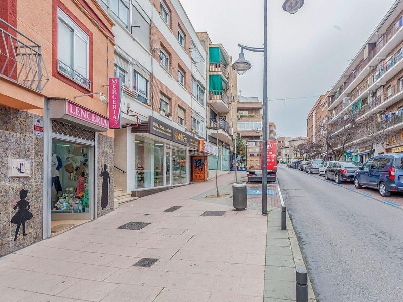 Foto 1546b04a-0e0b-4b49-9b6b-04c4c753eb17. Local comercial a Centro Alcobendas