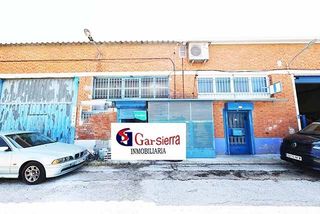 Nau industrial a Camarma de Esteruelas