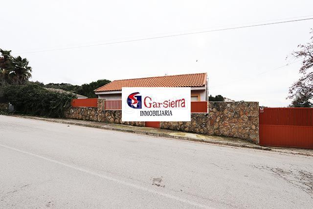 Foto d8d0da33-8805-4729-b06d-f3389f9ce06d. Casa gran chalet independiente en Casar (El)