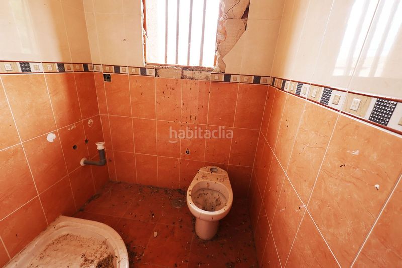 Foto 2f854a79-bf01-42c1-8a56-73507e032773. Casa amb calefacció a Hormigos
