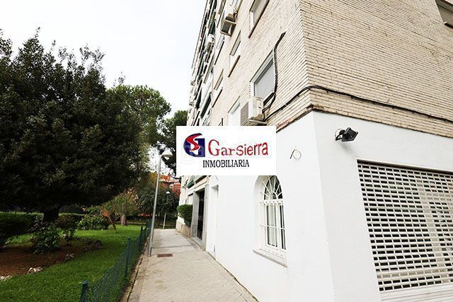 Foto d0db37d9-ae65-4885-9868-62196e13aae5. Pis amb calefacció a Apóstol Santiago Madrid