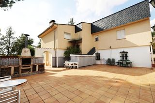 Maison à Colmenarejo. Chalet con piscina privada