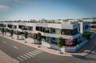 Casa a San Miguel de Salinas. Obra nueva en san miguel de salinas | bungalows con jardín o sol