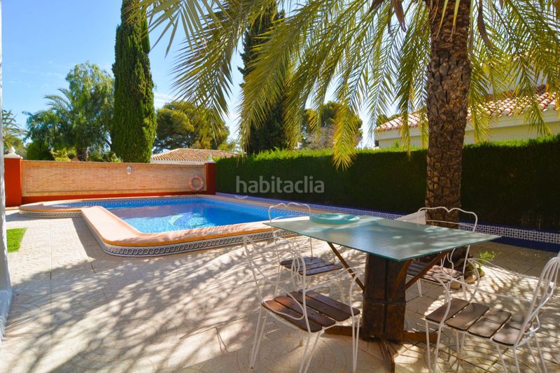 Foto 9a4adcee-0726-4506-8a09-f7242a519eec. Xalet amb calefacció piscina a Campoamor Orihuela