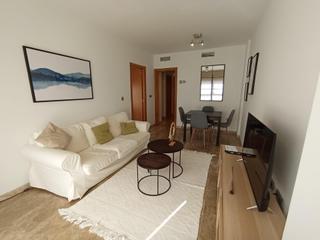 Location Appartement à Benalúa. Se alquila piso  coqueto minimalista amueblado con plaza de gara