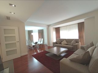 Miete Etagenwohnung in Ensanche-Diputación. Exclusivo piso de diseño en el centro de alicante