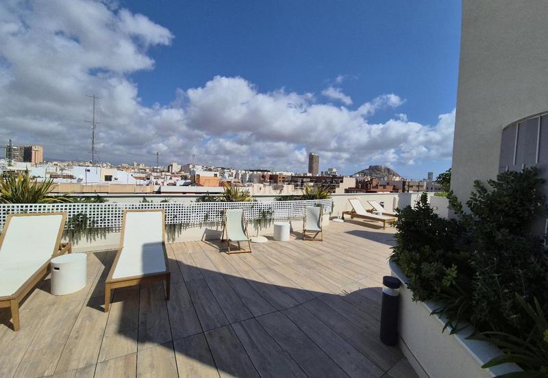 Foto 2daf0bb6-62d2-4337-b633-97d3dabfaadf. Location appartement avec chauffage parking piscine dans Alicante