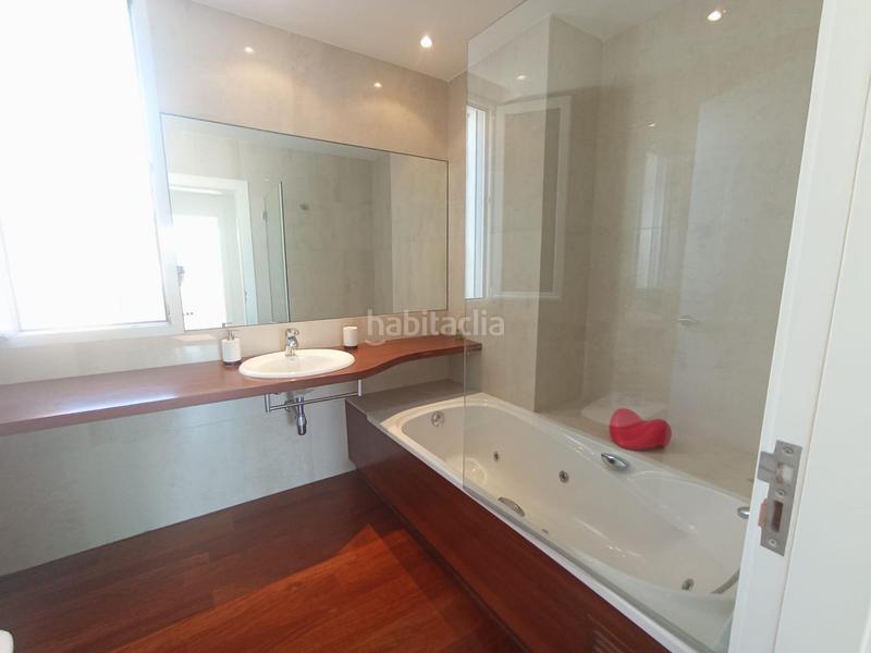 Foto 0921de42-d41e-44d5-aa55-94b080b6b202. Chalet con parcheggio in Alicante golf Alicante