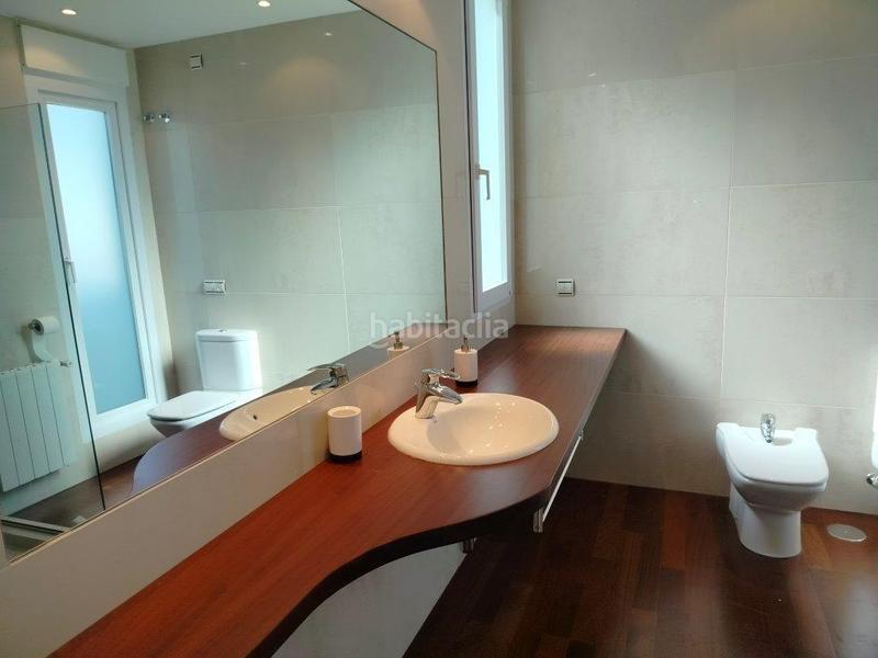 Foto 6ac0f36a-7787-456e-b65c-0f68ca4efff7. Chalet con parcheggio in Alicante golf Alicante