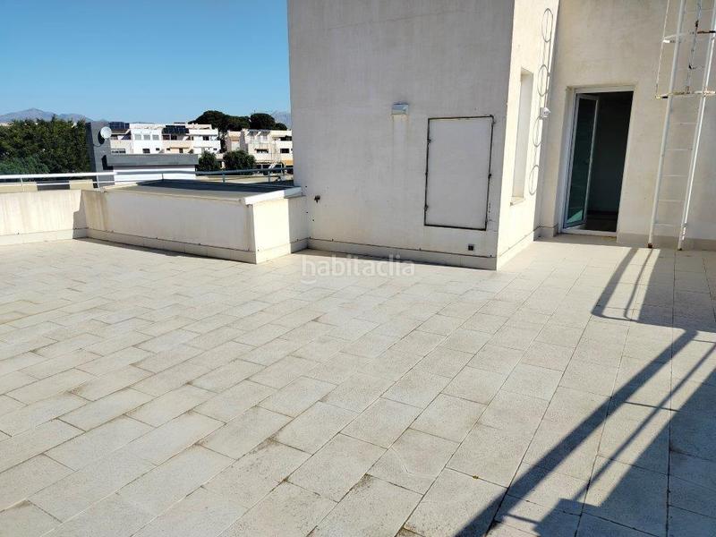 Foto de305a4f-606d-41b0-9dc4-0ce79544b3f7. Chalet con parcheggio in Alicante golf Alicante