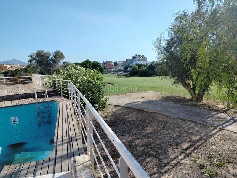 Foto fb4ef68e-5d4d-454d-a956-912a56d49d44. Chalet con parcheggio in Alicante golf Alicante