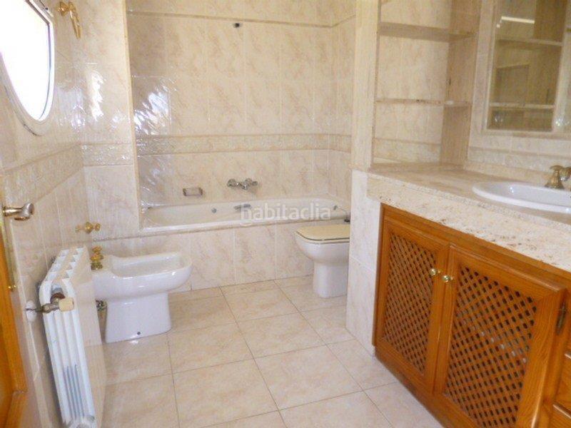 Foto 8f39abd6-6867-440b-b4ee-b8c5bdfe3f0e. Chalet impresionante chalet en la Albufereta, oportunidad única en Alicante