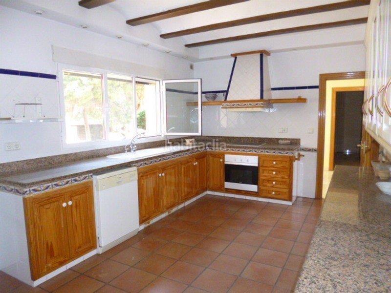 Foto 9e866a41-e83c-4563-bae7-1c0dbcb7a686. Chalet impresionante chalet en la Albufereta, oportunidad única en Alicante