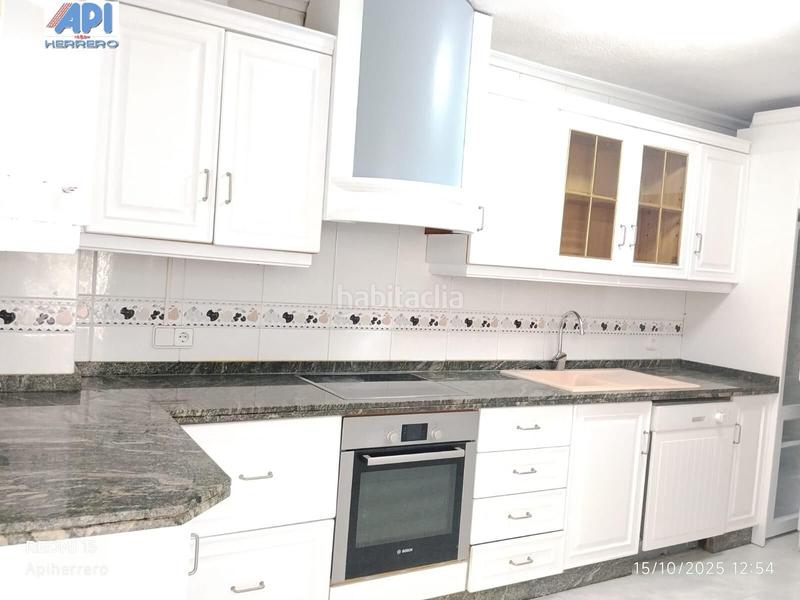 Foto 1c2185b6-b125-4a3e-9d9f-42f67d24be94. Location appartement dans Ensanche-Diputación Alicante