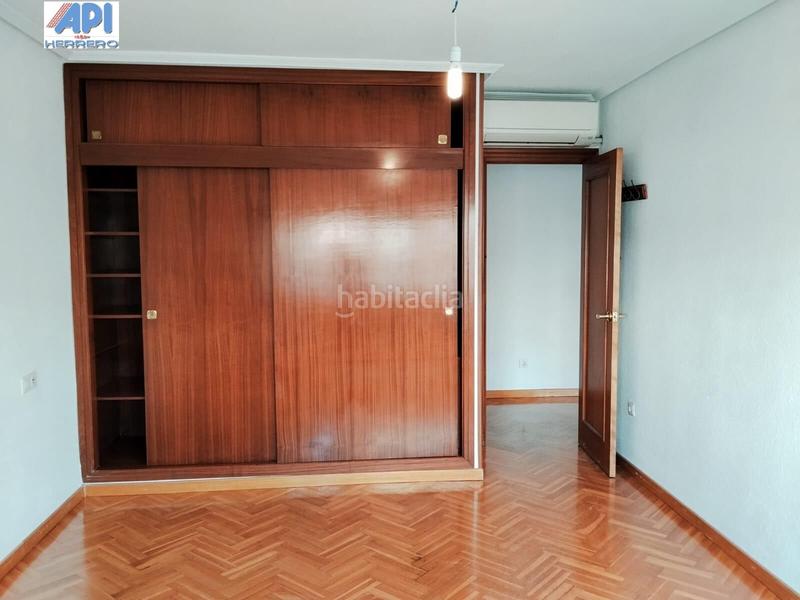Foto ebde09ee-31b5-4552-bd95-20835aa8f1b7. Location appartement dans Ensanche-Diputación Alicante