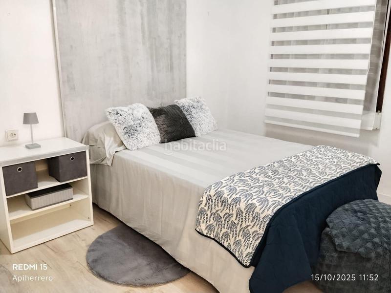 Foto 8c939e4b-e6d8-4fc6-a56b-4cedd8aee1e2. Alquiler piso amplio piso en alquiler en el corazón ensanchediputación en Alicante