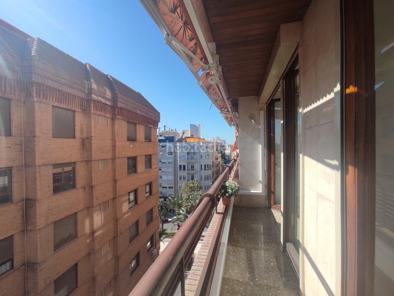 Foto fff009ac-6e8a-4f46-b5b4-d166fa062bbe. Location appartement dans Mercado Alicante