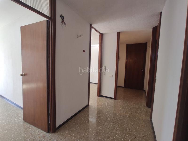 Foto a5062bff-f04f-4e75-9e8c-9eb7d58818fb. Rent flat in Mercado Alicante