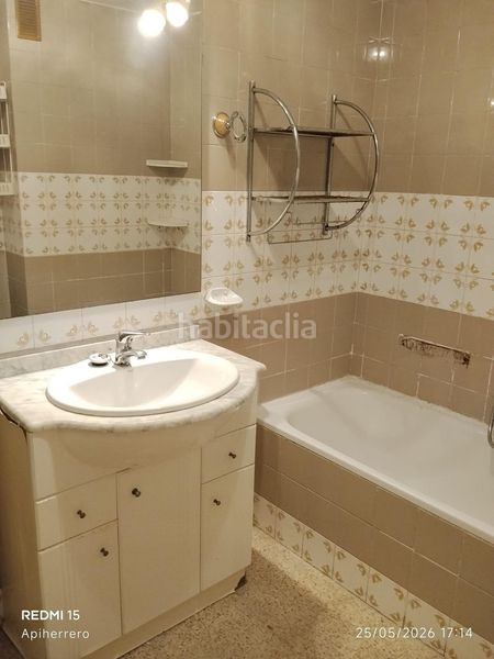 Foto e8e10d3f-b359-4ddd-941a-65253f047bae. Pis a Carolinas Altas Alicante