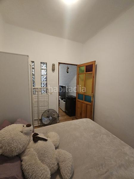 Foto b919e1f6-da2e-46d9-81e4-4579894d9073. Local comercial a paseo de las Acacias 11 a Acacias Madrid