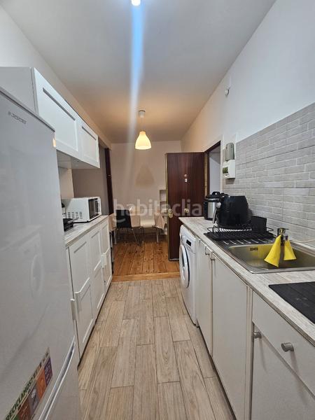 Foto d001204a-a3a9-483e-bba1-ed00a509be88. Local comercial a paseo de las Acacias 11 a Acacias Madrid