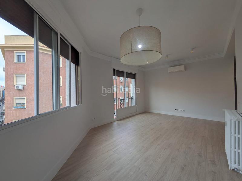 Foto 03e53d0e-e7dc-4ab3-8020-cf7231983a24. Location appartement dans calle de donoso cortés 8 dans Madrid