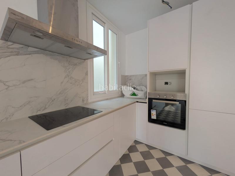 Foto d7b2b9fb-dfc0-420a-9d99-51fdc0765d3e. Location appartement dans calle de donoso cortés 8 dans Madrid