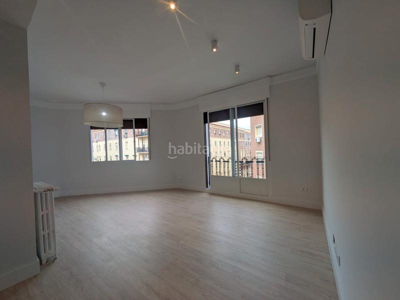Foto 9c839ad0-fd65-404c-99e0-8235c9505874. Rent flat in calle de donoso cortés 8 in Arapiles Madrid