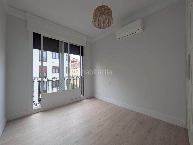 Foto c3d61998-5690-4008-ae17-a0f09c17c80e. Alquiler piso en calle de donoso cortés 8 en Arapiles Madrid