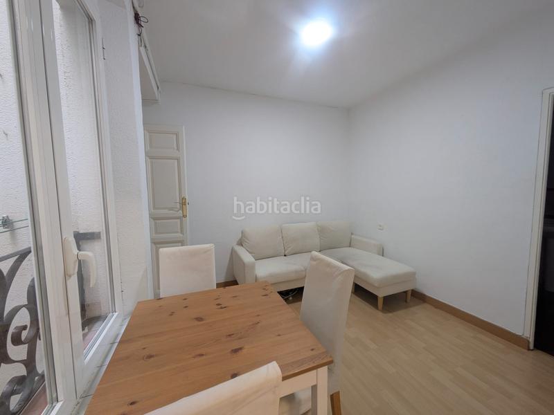 Foto 0711305a-60f6-492a-9bad-bec5527444e8. Affitto appartamento in calle de fernández de los ríos 6 in Madrid