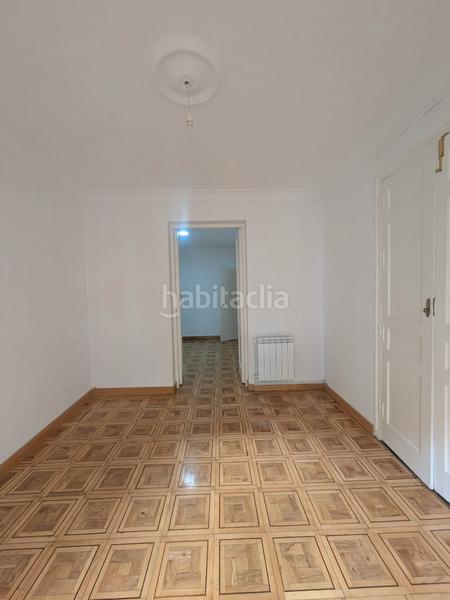 Foto fe408dd6-6eed-4a04-83ca-ae77c0c7fa4a. Affitto appartamento in calle de fernández de los ríos 6 in Madrid