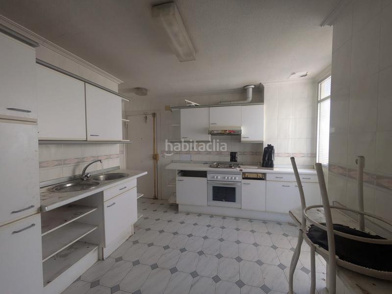 Foto 4cf5477d-2d6e-4e7c-b9f8-0fb51cdc5dc0. Dachwohnung mit heizung in Arapiles Madrid