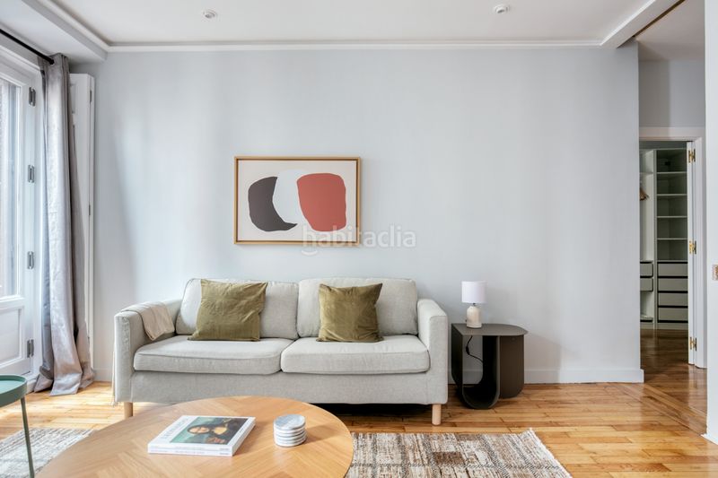 Foto 9131f311-e5da-4274-ac43-de995d51cdd4. Rent flat in calle mayor 45 in Sol Madrid
