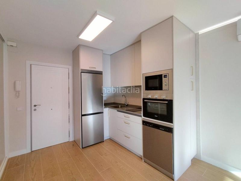 Foto 81ca7707-32ce-41a2-bf0d-f6349cfb69da. Miete etagenwohnung in Nueva España Madrid