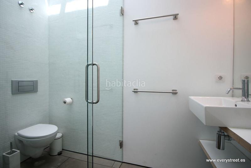 Foto f74c95df-1f36-40cf-a35d-0e311ce85a34. Lloguer àtic amb calefacció aparcament a Goya Madrid