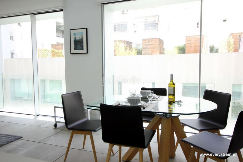 Foto f469c974-e243-4b54-a433-b0de4505ebe3. Alquiler ático en Goya Madrid