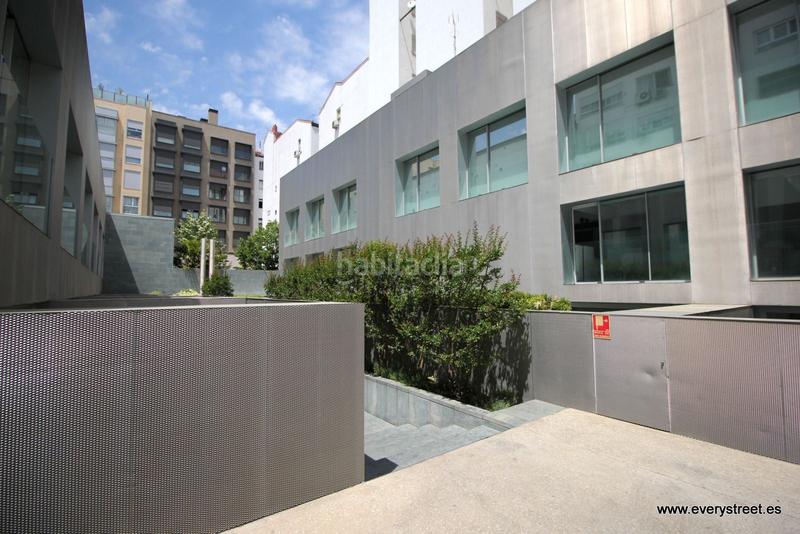 Foto 56666a24-f7d9-4c08-a173-a4b61b436e71. Miete dachwohnung mit heizung parking in Goya Madrid