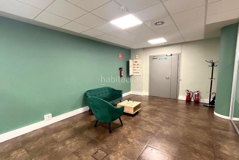 Foto 2e1f4c14-9c75-4512-b5f1-038b670ddc12. Ufficio con parcheggio in Simancas Madrid